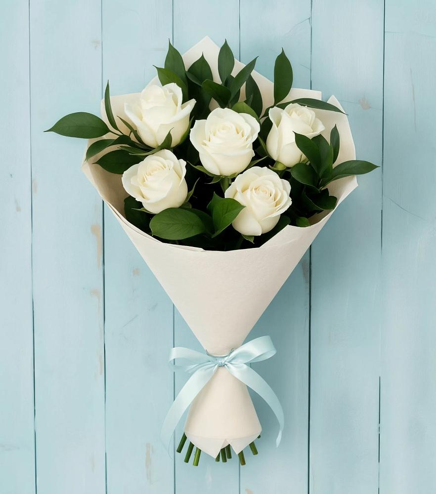 Букет цветов из: Розы в Первомайском Тульской области