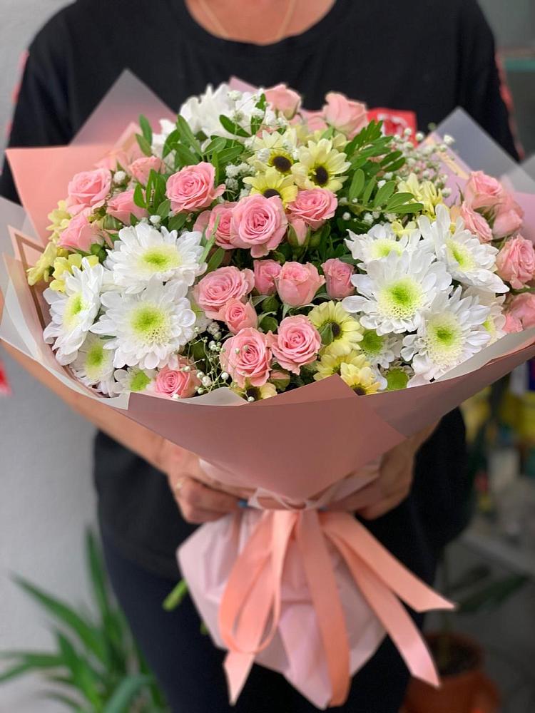 Букет цветов из: Розы и Хризантемы в Первомайском Тульской области