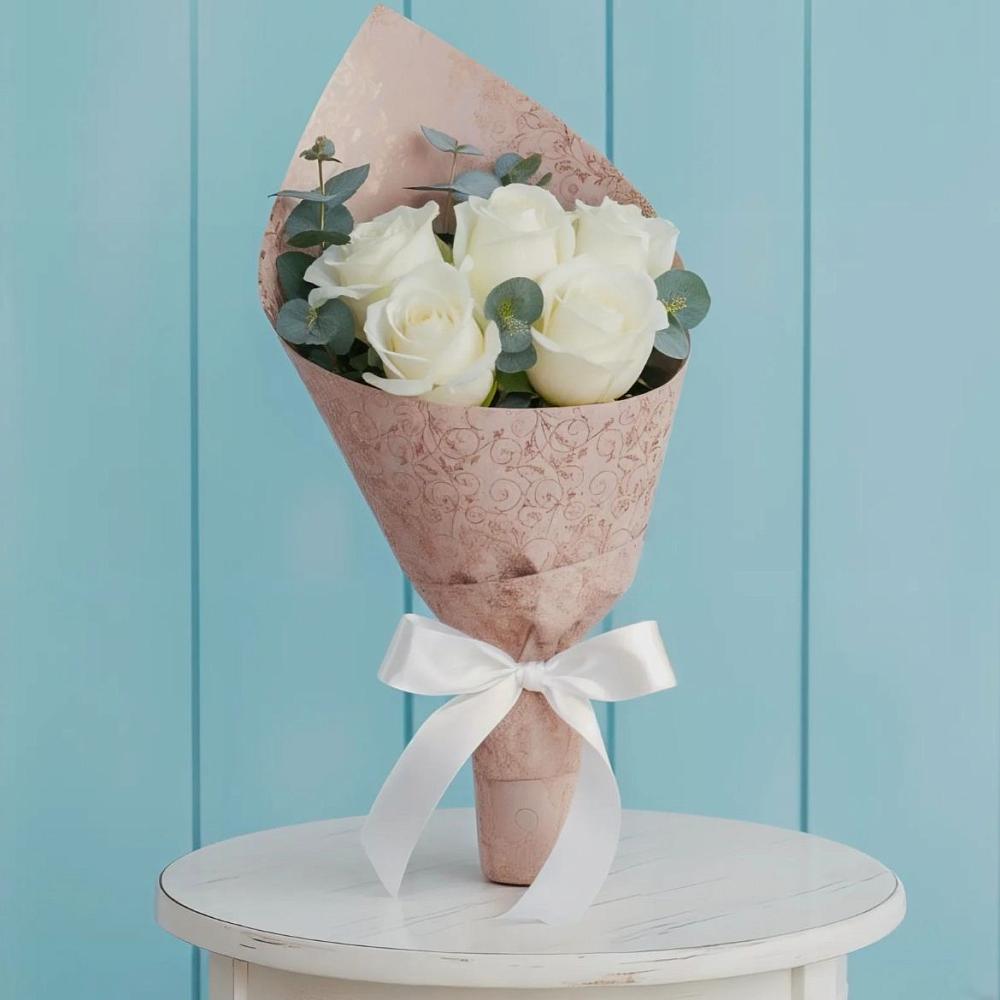 Букет цветов из: Розы в Первомайском Тульской области