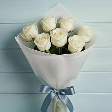 Букет 7 Белых роз Эдлесс Лав в Первомайском Тульской области
