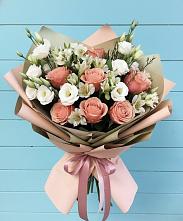 Букет цветов из:  Розы, Альстромерии и Лизиантусы в Первомайском Тульской области