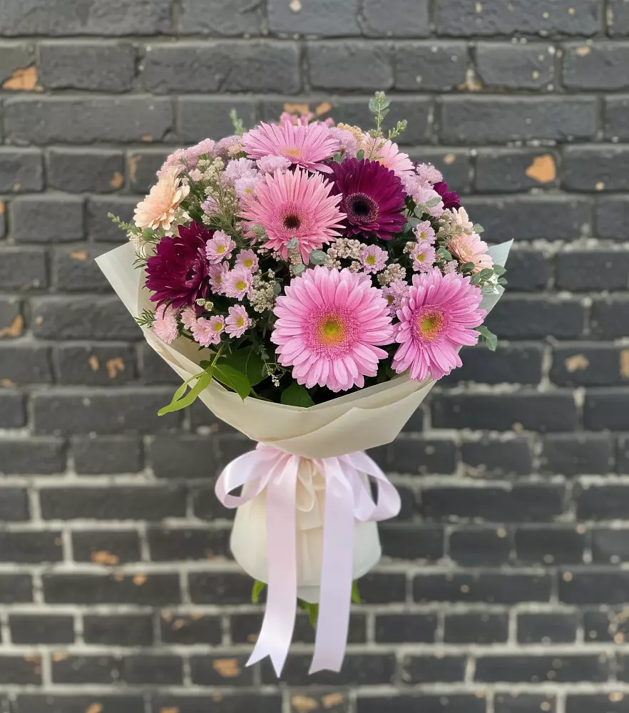 Букет цветов из: Герберы и Хризантемы в Первомайском Тульской области
