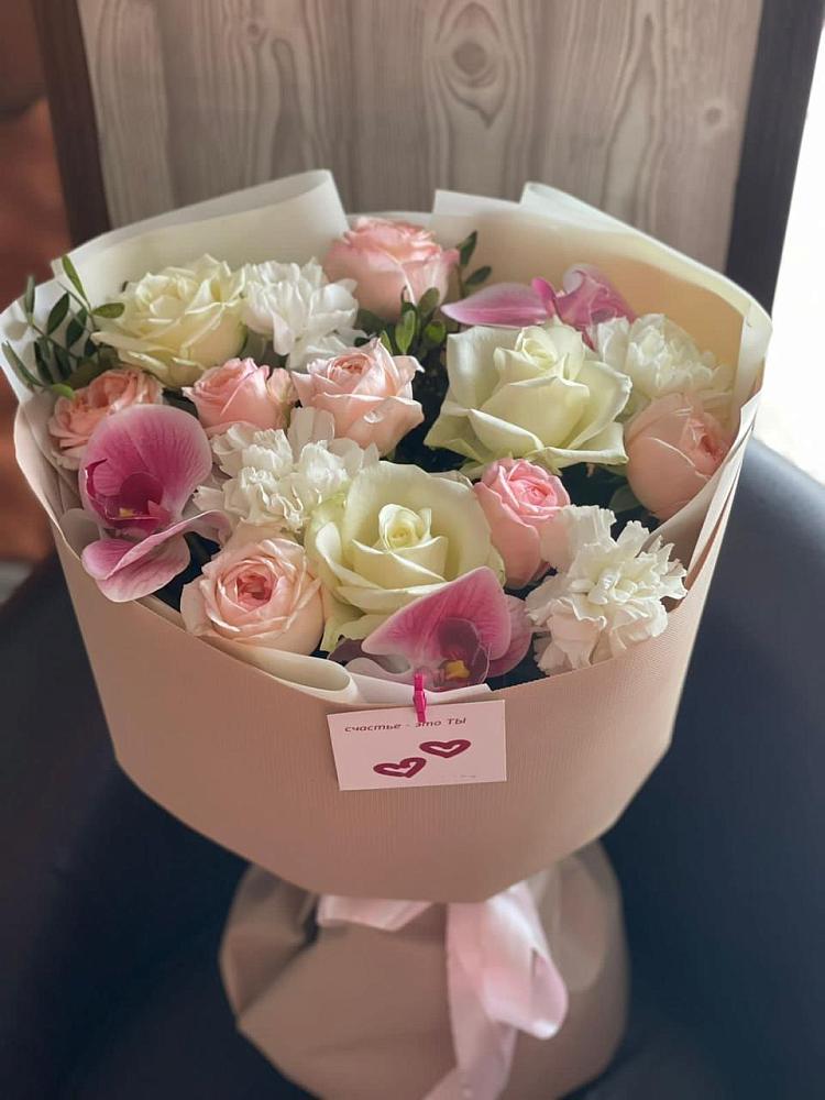 Букет цветов из: Орхидеи, Розы и Гвоздики в Первомайском Тульской области