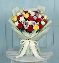 Букет цветов из:  Розы в Первомайском Тульской области