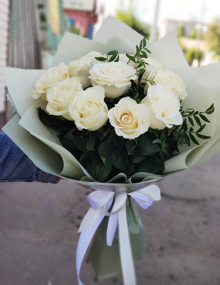 Букет Белые розы Проуд в Первомайском Тульской области