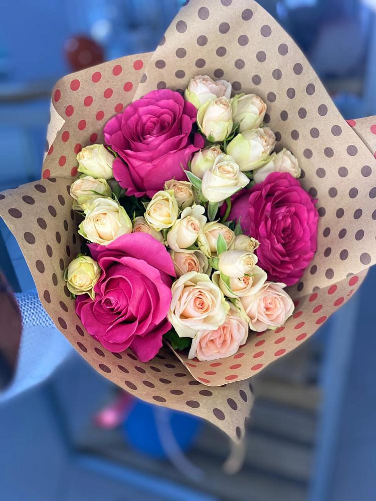 Букет цветов из: Розы в Первомайском Тульской области