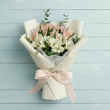 Букет цветов из:  Альстромерии в Первомайском Тульской области