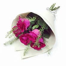 Букет цветов из:  Розы в Первомайском Тульской области