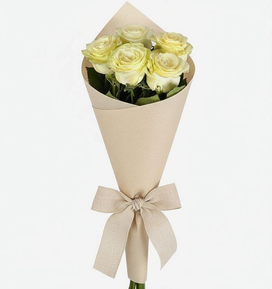 Букет цветов из: Розы в Первомайском Тульской области