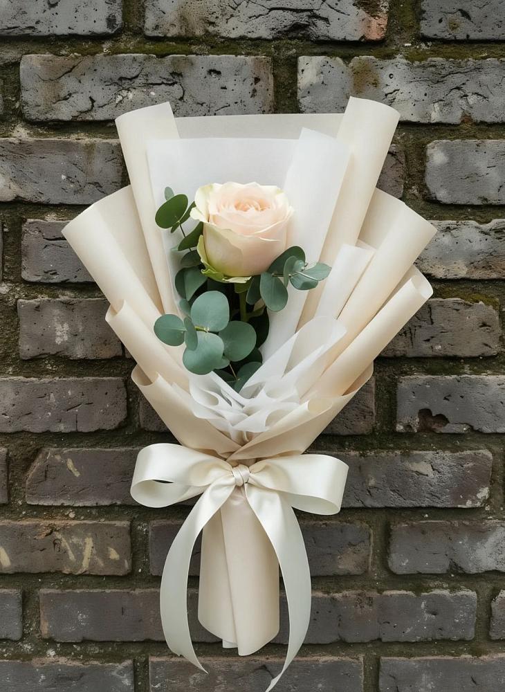 Букет цветов из: Розы в Первомайском Тульской области