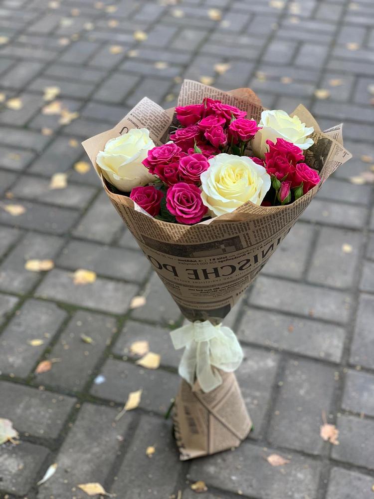 Букет цветов из: Розы в Первомайском Тульской области