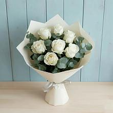 Букет Белые розы в Эвкалипте в Первомайском Тульской области