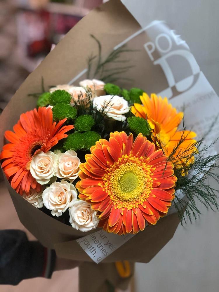 Букет цветов из: Герберы, Хризантемы и Розы в Первомайском Тульской области