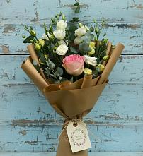 Букет цветов из:  Розы и Лизиантусы в Первомайском Тульской области