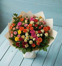 Букет Микс из разноцветных кустовых роз в Первомайском Тульской области